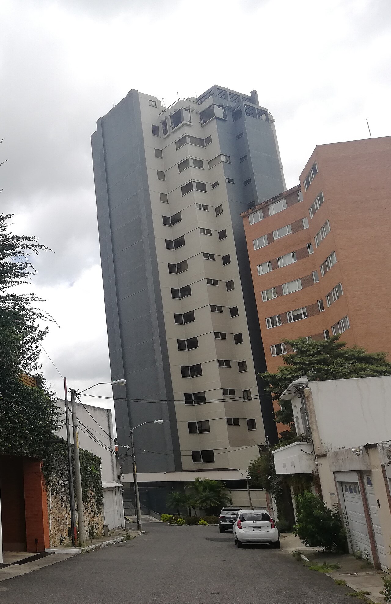 Edificio El Pedregal, referencia 1 de El Pedregal